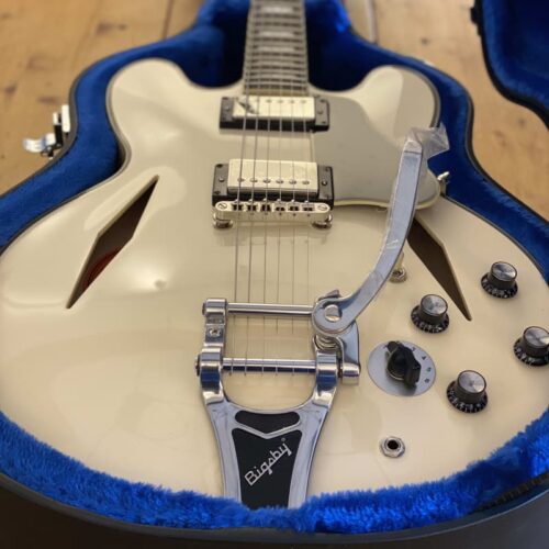 2023 Epiphone Shinichi Ubukata Signature ES-355 Classic White - £995 used Guitar