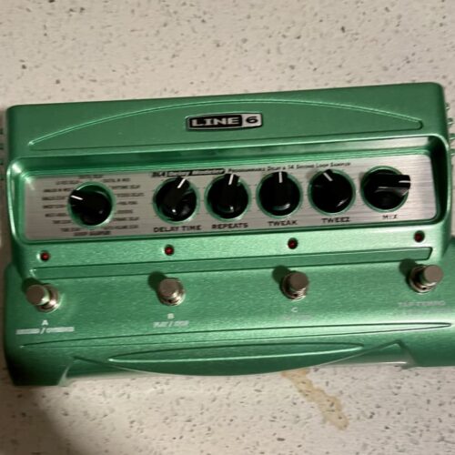 used ~2020 Line 6 DL4 Delay Modeler Green - Effect Pedal