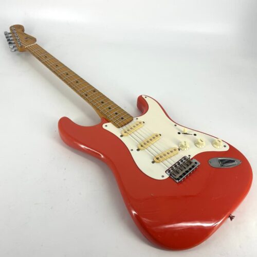 1991 Squier Stratocaster Fiesta Red -        Stratocaster