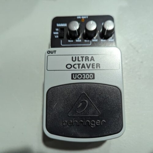 used 2010s Behringer UO100 Ultra Octaver White - Effect Pedal