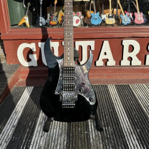 2000 Ibanez RG Series Black - £860 used Guitar