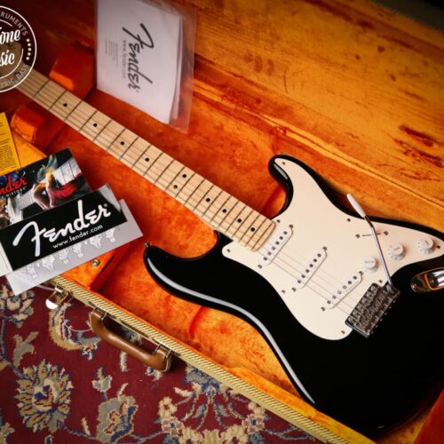 2008 Fender USA Eric Clapton Signature Model Stratocaster Black - £1795 used Guitar