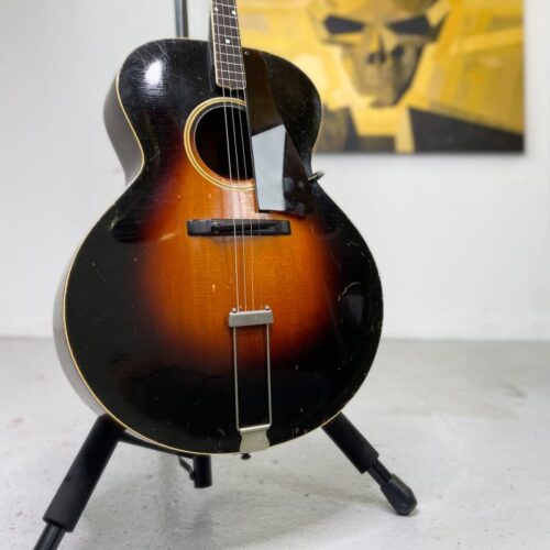 1928 - 1934 Gibson L-4 14-Fret Sunburst - £6000 used Guitar