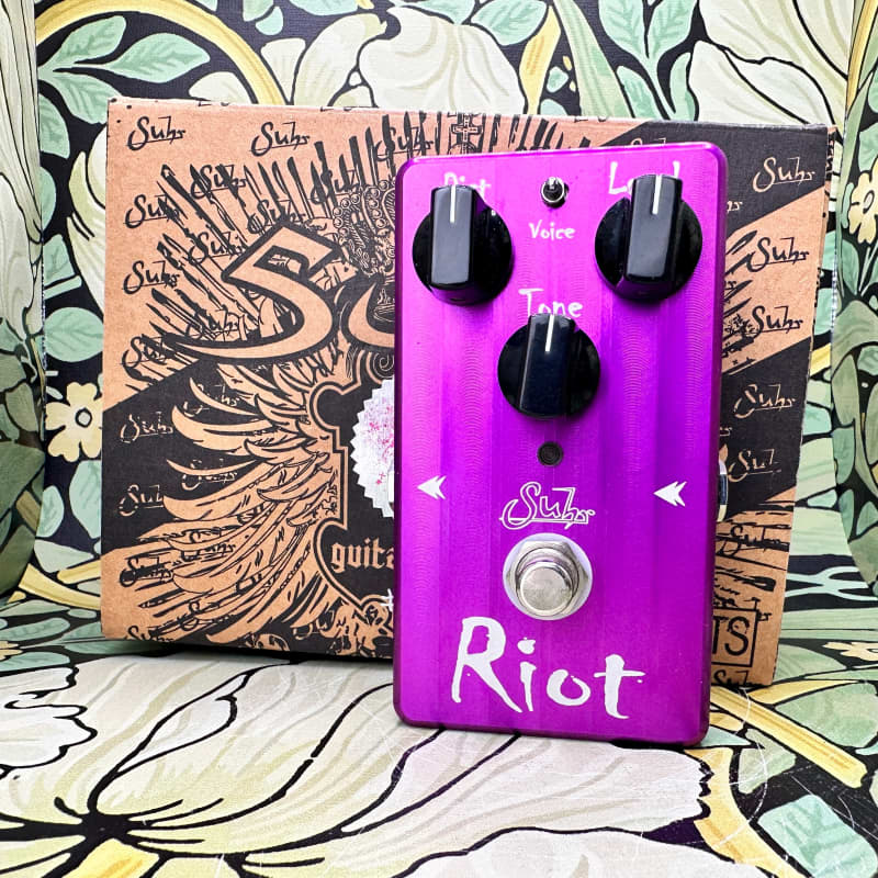 Suhr Suhr Riot Distortion - Distortion Guitar Effect Pedal by Suhr