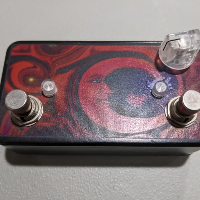 used 2010s Lovepedal Tchula Boost Red Moon - Effect Pedal