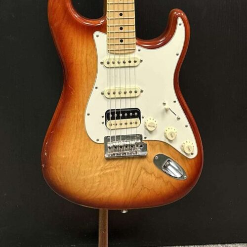 2016 Fender Stratocaster Sienna Sunburst -        Stratocaster