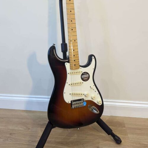 2008 - 2016 Fender American Standard Stratocaster with Maple F... - £1150 used Guitar