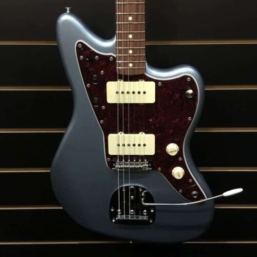 2021 Fender Vintera '60s Jazzmaster Ice Blue Metallic - £899 used Guitar