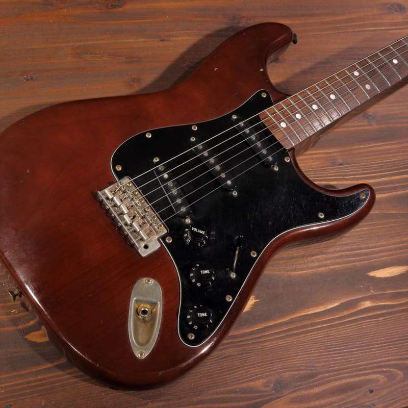 1980s Tokai SS-70 “The Strat” Stratocaster Walnut –        Stratocaster