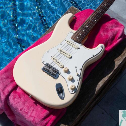 1984 Fender Stratocaster Vintage White -        Stratocaster