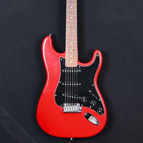 1984 Fender Stratocaster Red -        Stratocaster