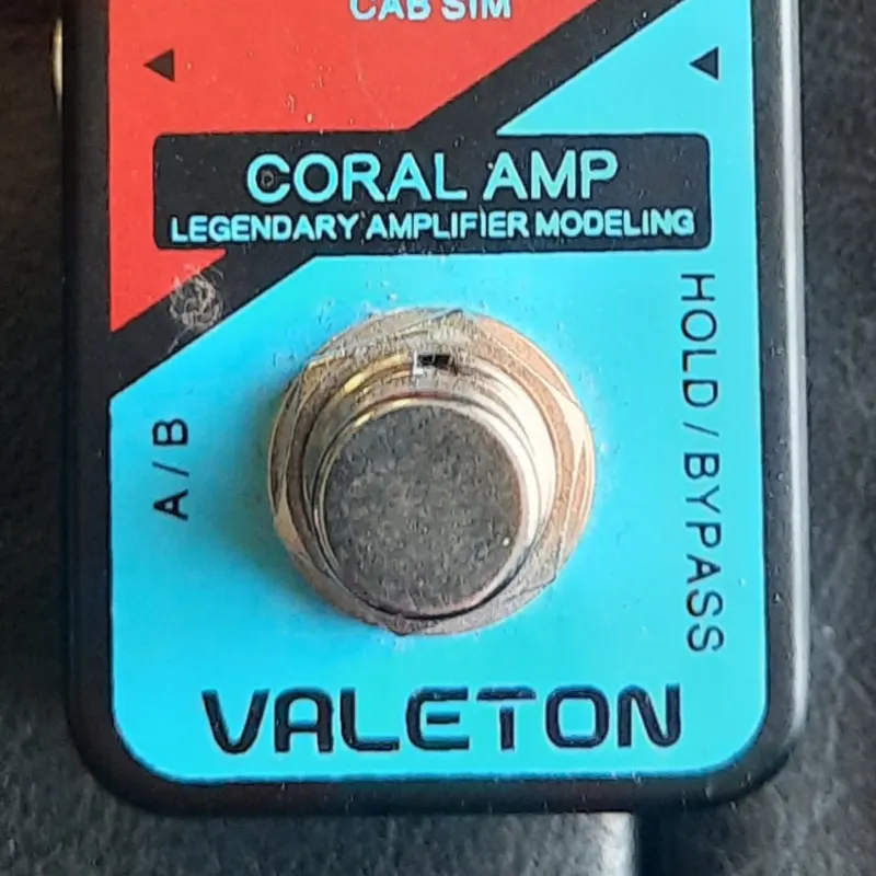 used 2000s Valeton CRL5 Coral Amp Metal - Effect Pedal