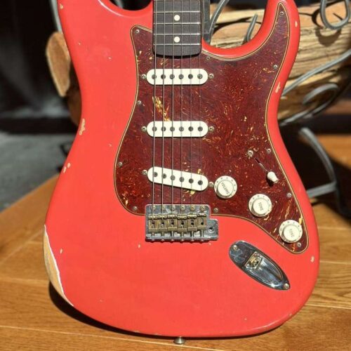 2022 Fender Stratocaster 1961 Fiesta Red Aged -        Stratocaster