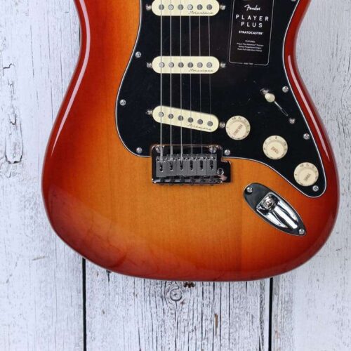 Fender Player Plus Stratocaster Sienna Sunburst -        Stratocaster