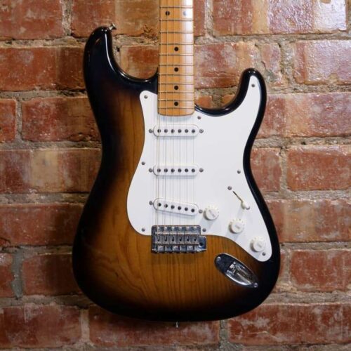 2004 Fender 1954 Stratocaster - 50th Anniversary Sunburst -        Stratocaster