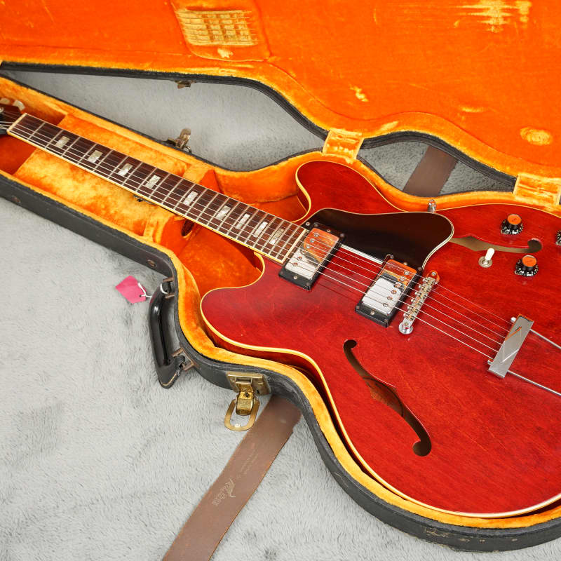 1967 Gibson ES-335 TVC Cherry - £9895 used Guitar