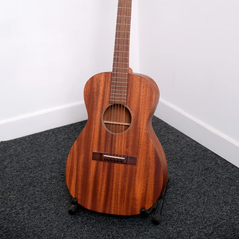 2024 Handmade 00 matt - £575 used Guitar