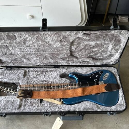 2019 Fender Stratocaster Gloss Urethane -        Stratocaster