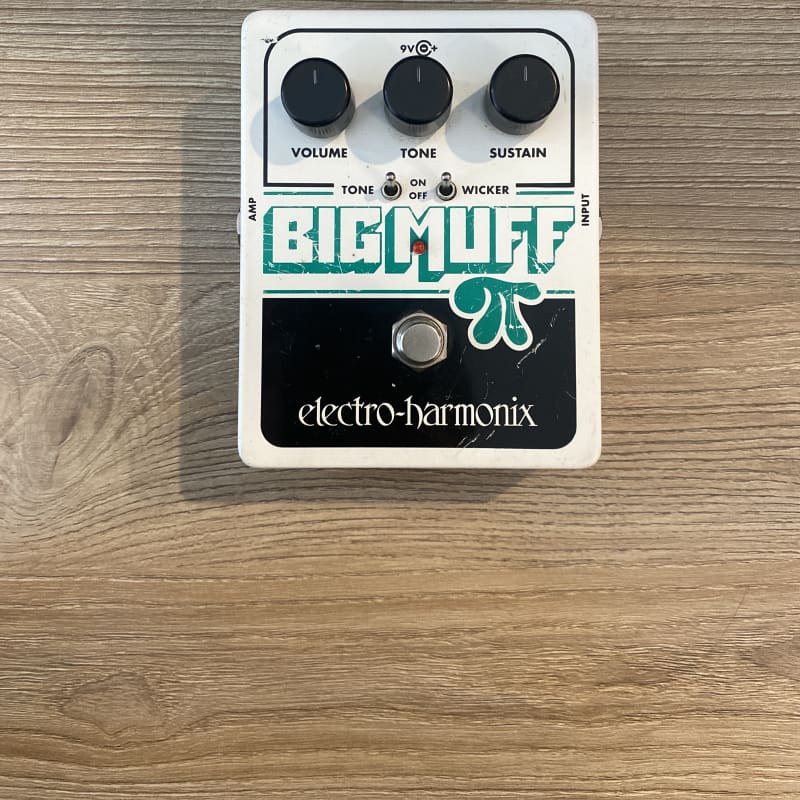 used 2008 - Present Electro-Harmonix Big Muff Pi with Tone Wicker D... - Effect Pedal