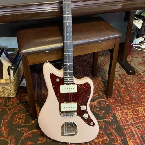 2020 Fender Jazzmaster Shell Pink - £1995 used Guitar