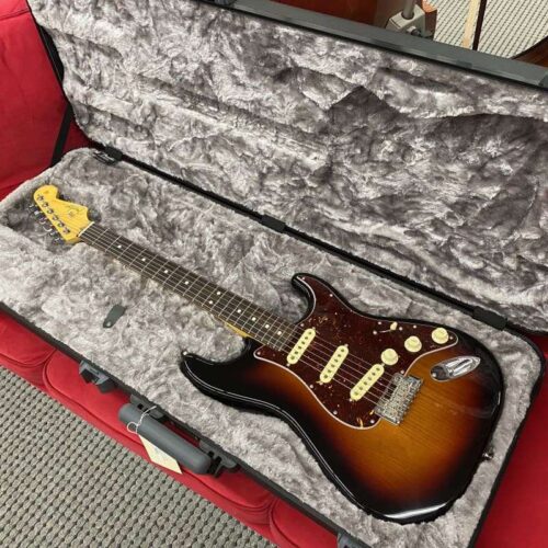 2022 Fender American Pro II Stratocaster Rosewood Fingerboard,... -        Stratocaster