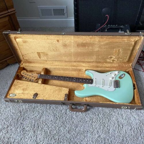 2004 Fender American Vintage '62 Stratocaster Surf Green -        Stratocaster