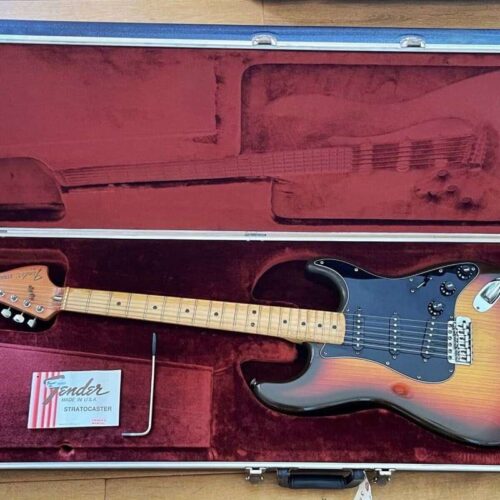 1979 Fender Stratocaster Sunburst -        Stratocaster