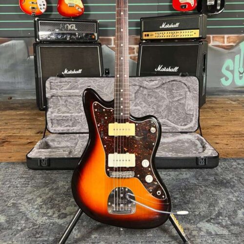 2009 Fender JM-66-80 1966 Reissue Jazzmaster 3-Tone Sunburst - £1125 used Guitar