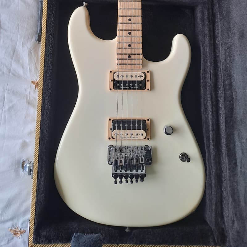 2009 Charvel San Dimas Polar White - £1700 used Guitar