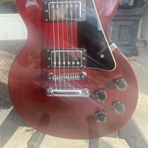 1998 - 2011 Gibson Les Paul Studio Wine Red -         Les Paul