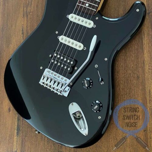 2011 Fender Stratocaster black -        Stratocaster