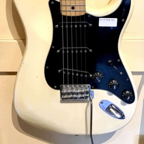 1977 Fender Stratocaster Olympic White -        Stratocaster