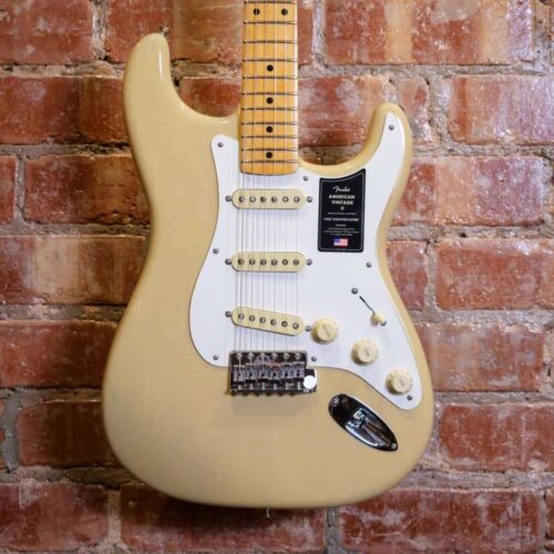 2023 Fender Stratocaster Blonde - £2099 new Guitar