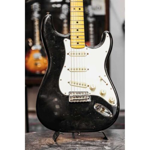 1975 Fender Stratocaster black -        Stratocaster