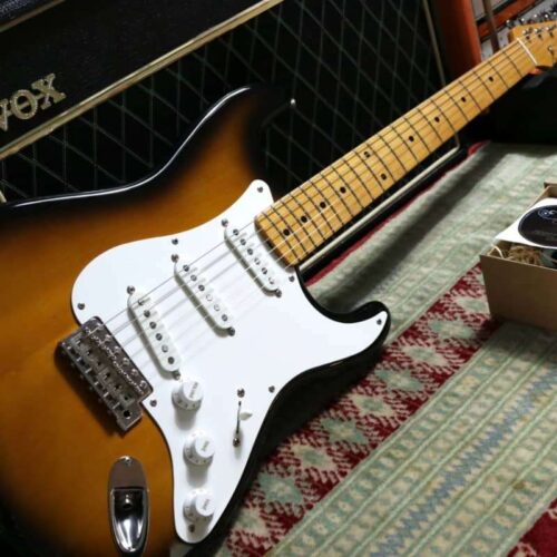 1997 - 2000 Fender ST57 Stratocaster Sunburst -        Stratocaster