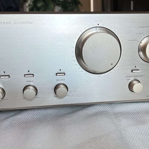 1995 Sansui AU- 607MR Integrated Amplifier -          Amplifier