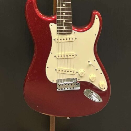 2010 Fender Stratocaster Red Sparkle -        Stratocaster