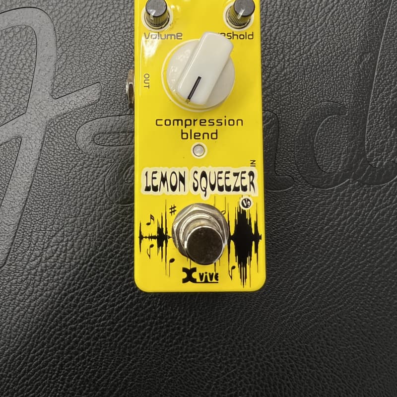 used 2015 Xvive V9 Lemon Squeezer Yellow - Effect Pedal