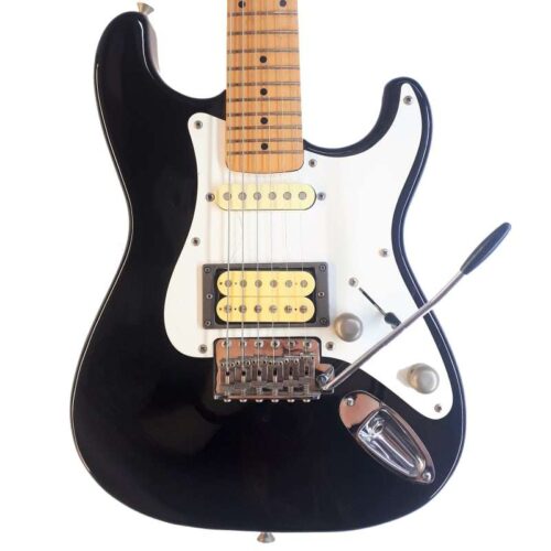 1992 Fender Stratocaster Mini ST-235M Black -        Stratocaster