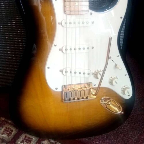 2004 Fender Stratocaster 50th Anniversary Sunburst -        Stratocaster