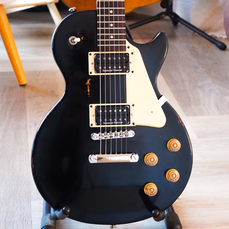 1993 - 2019 Epiphone Les Paul-100 Ebony - £250 used Guitar