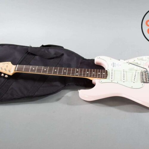 2020 Fender Traditional II 60s Stratocaster Shell Pink -        Stratocaster