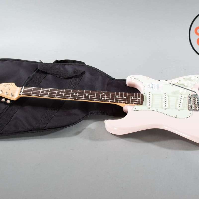 2020 Fender Traditional II 60s Stratocaster Shell Pink –        Stratocaster