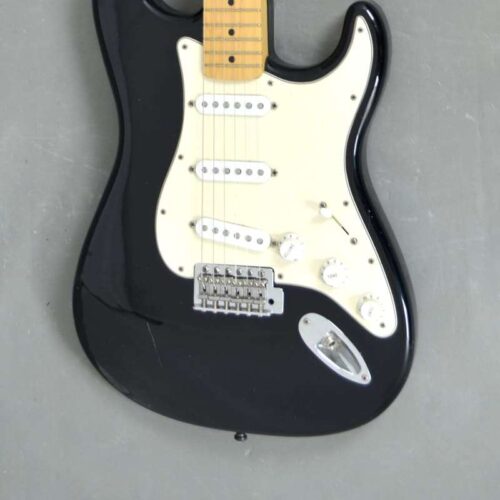 2003 MIM Fender Stratocaster SSS Black Black - £599 used Guitar