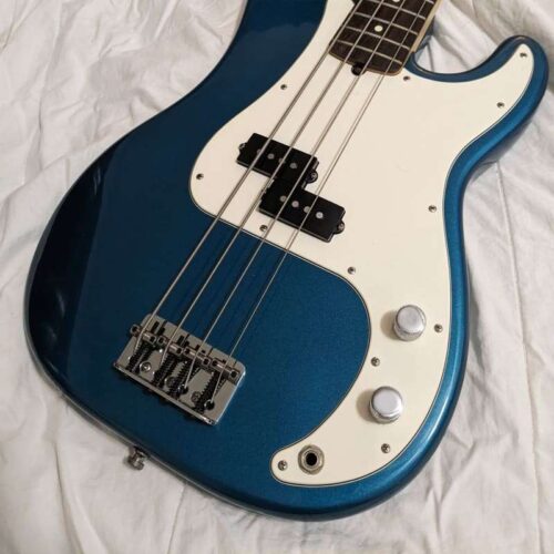 2001 - 2002 Fender American Series Precision Bass with Rosewoo... -         Precision Bass