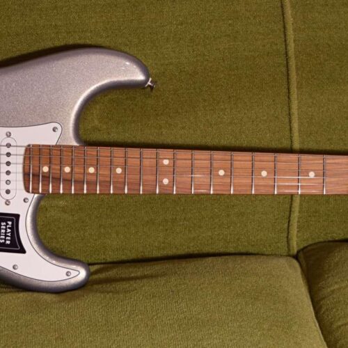 2023 Fender Player Stratocaster Metallic Silver -        Stratocaster