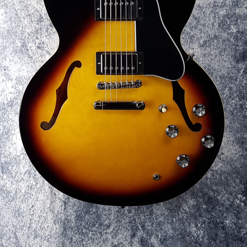 Epiphone ES335 Inspired By Gibson Vintage Sunburst - £499 used Guitar