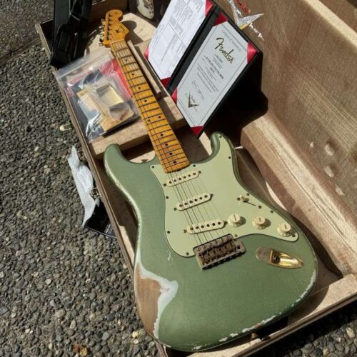 2023 Fender Poblano Stratocaster Sage Green Metallic -        Stratocaster