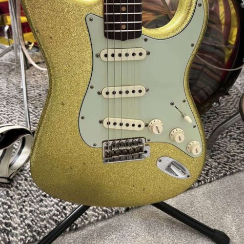 2017 Fender Custom Shop Stratocaster Gold sparkle -       Custom Shop Stratocaster