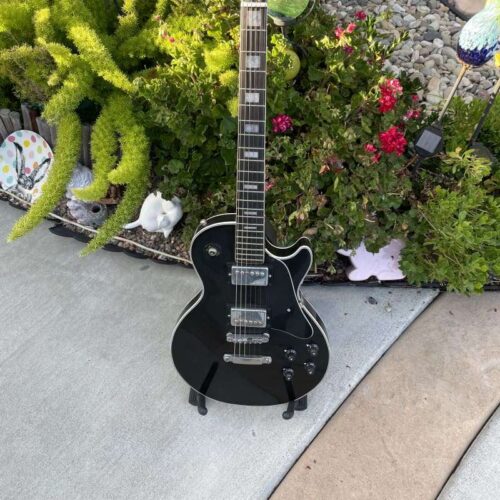 1970's Kent Les Paul Black -         Les Paul